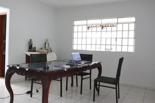 Casa à venda com 3 quartos, 275m² em Jardim América, Goiânia