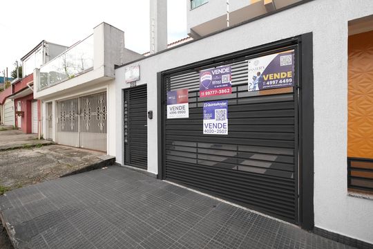 Placa de apartamento à venda com 2 quartos, 65m² em Vila Camilópolis, Santo André