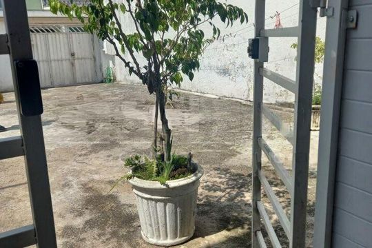 Casa à venda com 4 quartos, 84m² em Parque Alto do Rio Bonito, São Paulo