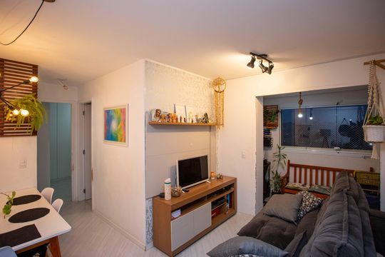 Apartamento à venda com 2 quartos, 56m² em Taboão, Diadema