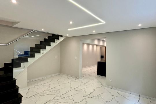 Sala de Jantar de casa à venda com 4 quartos, 231m² em Vila Euthalia, São Paulo