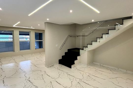 Sala de Jantar de casa à venda com 4 quartos, 231m² em Vila Euthalia, São Paulo