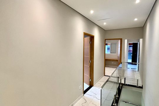 Corredor de casa à venda com 4 quartos, 231m² em Vila Euthalia, São Paulo