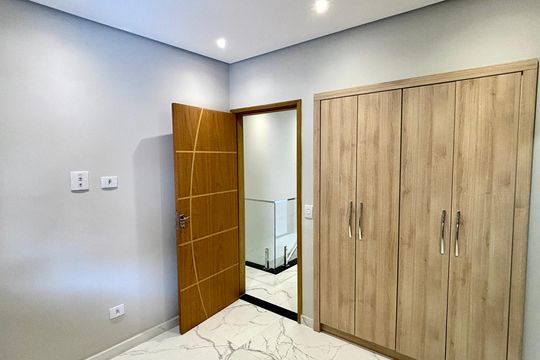 Quarto 2 de casa à venda com 4 quartos, 231m² em Vila Euthalia, São Paulo
