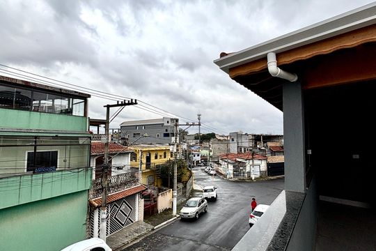 Vista da Rua de casa à venda com 4 quartos, 231m² em Vila Euthalia, São Paulo