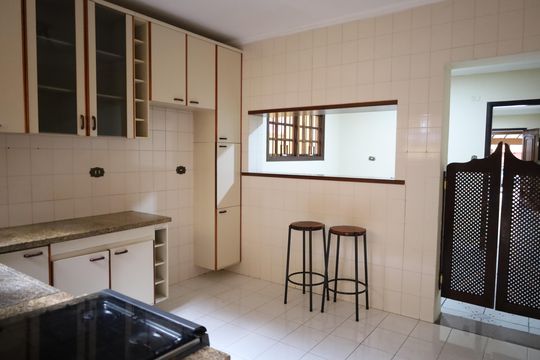 Casa à venda com 2 quartos, 160m² em Vila Anhanguera, São Paulo