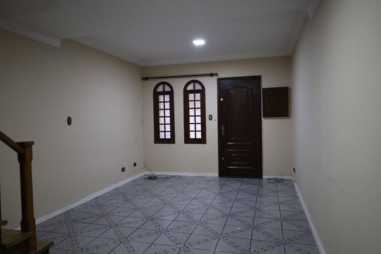 Casa à venda com 2 quartos, 160m² em Vila Anhanguera, São Paulo