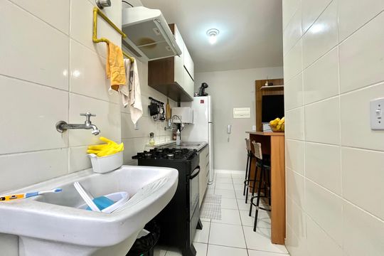Área de Serviço de apartamento à venda com 2 quartos, 33m² em Jardim Itacolomi, São Paulo
