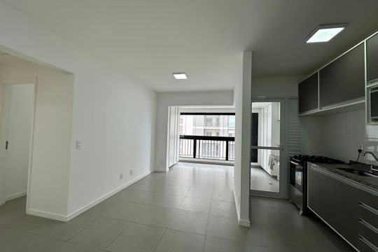 Sala de apartamento para alugar com 2 quartos, 63m² em Green Valley, Barueri
