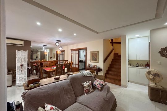 Casa de Condomínio à venda com 4 quartos, 270m² em Vargem Grande, Rio de Janeiro