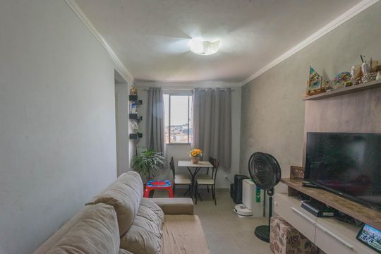 Sala de apartamento à venda com 2 quartos, 44m² em Jardim Marcia, Campinas