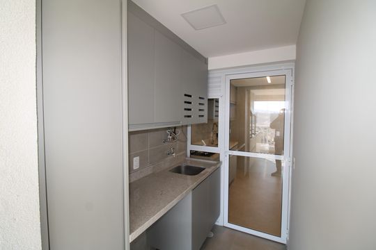 Área de Serviço de kitnet/studio para alugar com 2 quartos, 70m² em Parque Sao Domingos, São Paulo