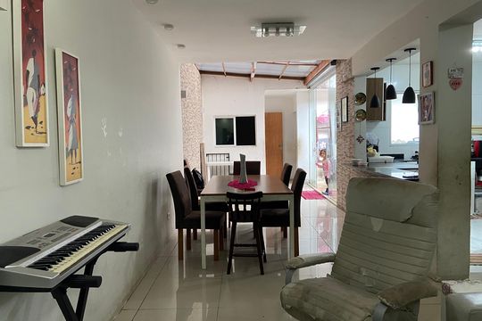 Casa à venda com 3 quartos, 180m² em Conjunto Residencial Butanta, São Paulo