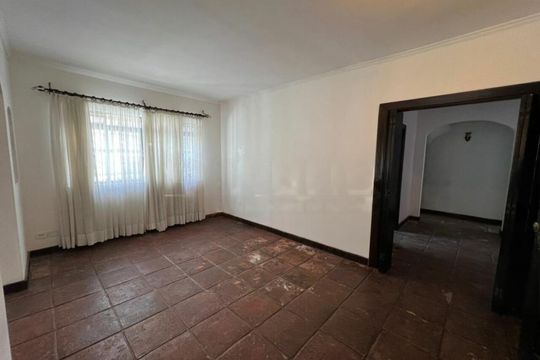 Casa à venda com 4 quartos, 250m² em Granja Julieta, São Paulo
