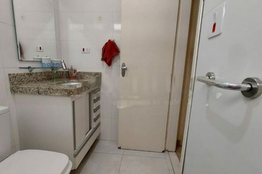 Casa à venda com 3 quartos, 125m² em Conjunto Residencial Sabara - Campo Grande, São Paulo
