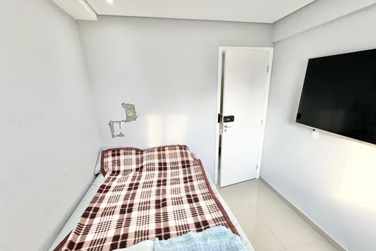 Quarto 2 de apartamento para alugar com 2 quartos, 38m² em Vila Diva, São Paulo