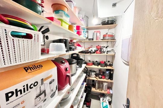 Despensa de casa à venda com 4 quartos, 180m² em Vila Maria Luisa, São Paulo