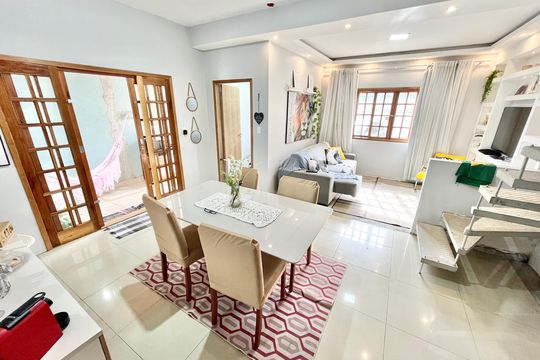 Casa à venda com 4 quartos, 180m² em Vila Maria Luisa, São Paulo