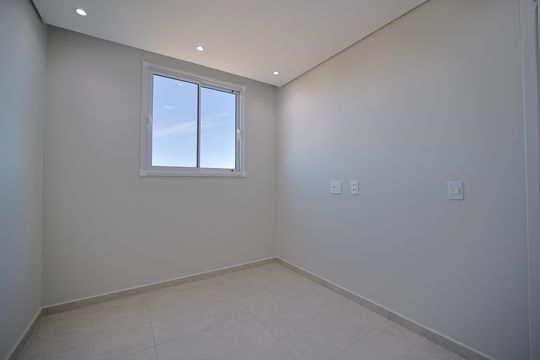 Quarto 2 de apartamento para alugar com 2 quartos, 39m² em Vila Campanela, São Paulo
