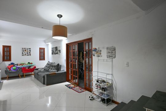 Sala de casa à venda com 3 quartos, 125m² em Jardim Monte Kemel, São Paulo