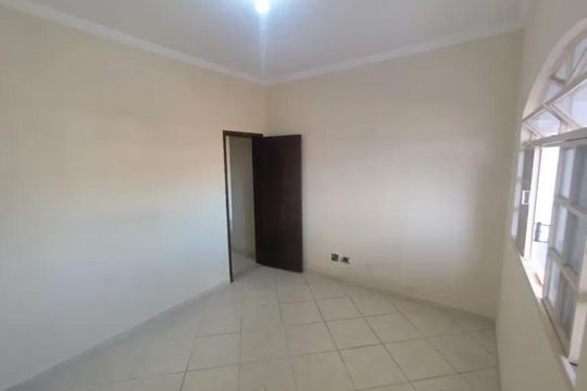 Sala de casa para alugar com 2 quartos, 160m² em Cruzeiro do Sul, Betim