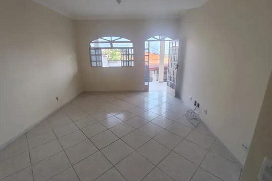 Sala de casa para alugar com 2 quartos, 160m² em Cruzeiro do Sul, Betim