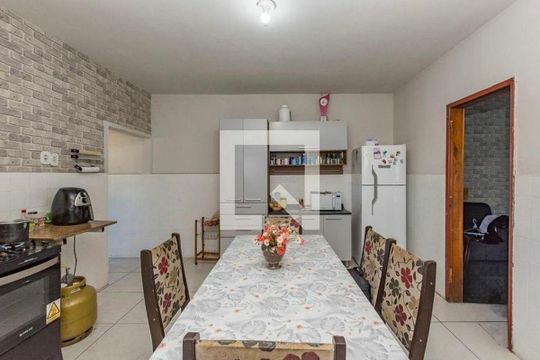 Cozinha de casa à venda com 4 quartos, 200m² em Jardim Montanhês, Belo Horizonte