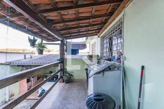 Área de serviço de casa à venda com 4 quartos, 200m² em Jardim Montanhês, Belo Horizonte