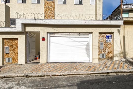 Fachada de casa à venda com 3 quartos, 118m² em Parque Artur Alvim, São Paulo