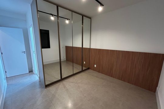 Apartamento para alugar com 2 quartos, 90m² em Alphaville, Barueri