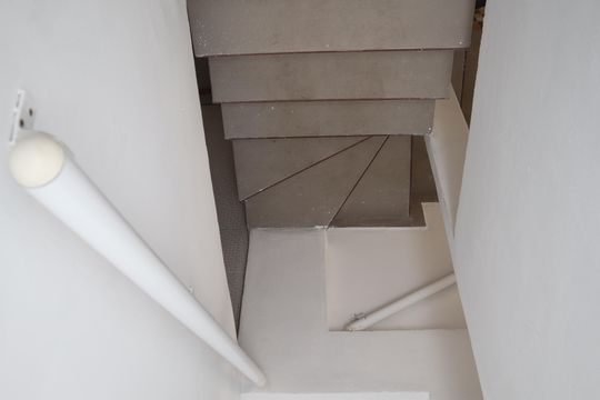 ESCADA de casa para alugar com 1 quarto, 70m² em Recreio dos Bandeirantes, Rio de Janeiro