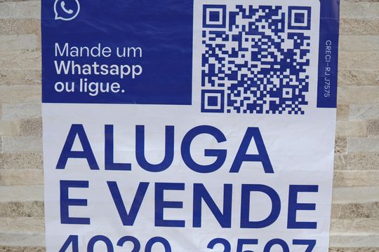 PLAQUINHA de casa para alugar com 1 quarto, 70m² em Recreio dos Bandeirantes, Rio de Janeiro