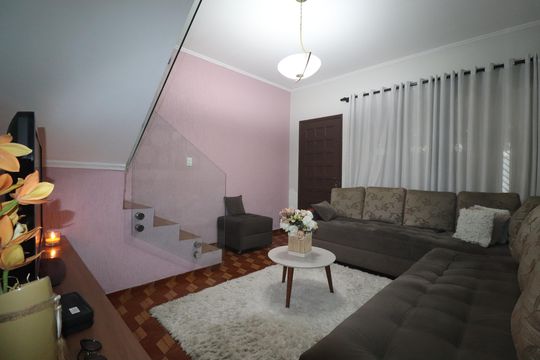 Sala de casa à venda com 2 quartos, 156m² em Vila Luzita, Santo André