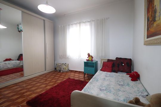 Quarto 2 de casa à venda com 2 quartos, 156m² em Vila Luzita, Santo André