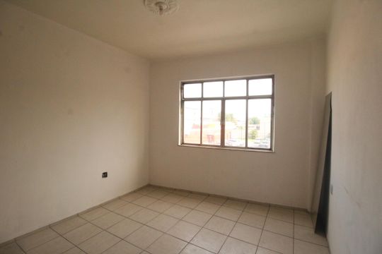 Apartamento para alugar com 3 quartos, 110m² em Centro, Nilópolis
