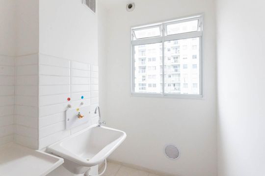 Cozinha e Área de Serviço de apartamento à venda com 2 quartos, 46m² em Santo Cristo, Rio de Janeiro