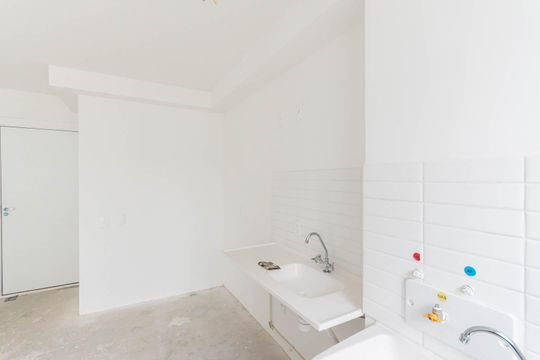 Cozinha e Área de Serviço de apartamento à venda com 2 quartos, 46m² em Santo Cristo, Rio de Janeiro