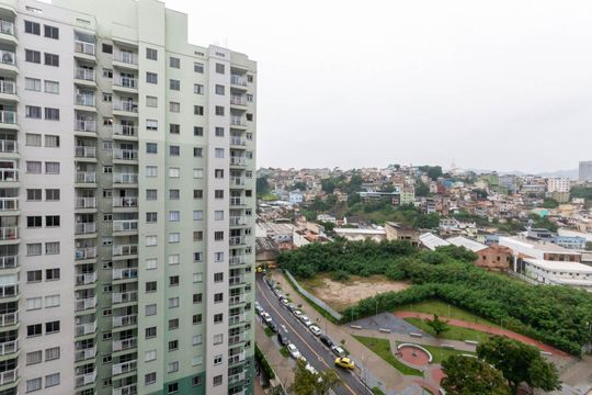 Vista de apartamento à venda com 2 quartos, 46m² em Santo Cristo, Rio de Janeiro