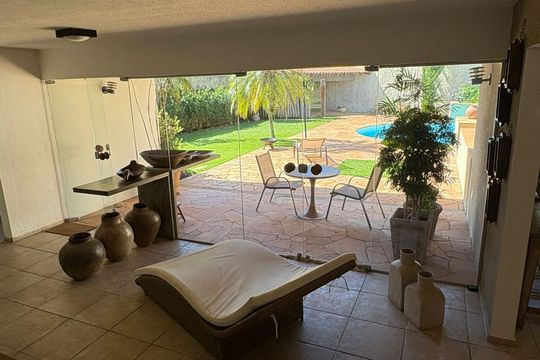 Sala de casa à venda com 4 quartos, 608m² em Bairro das Palmeiras, Campinas