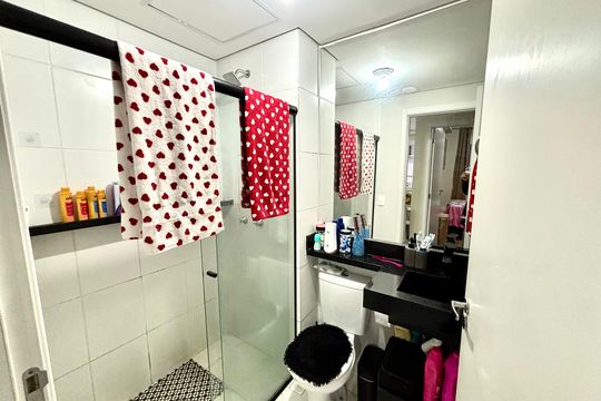 Banheiro  de apartamento à venda com 2 quartos, 44m² em Cidade São Mateus, São Paulo
