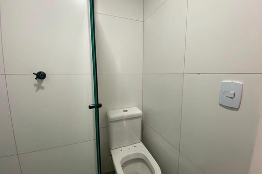 Banheiro de kitnet/studio à venda com 1 quarto, 22m² em Vila Mariana, São Paulo