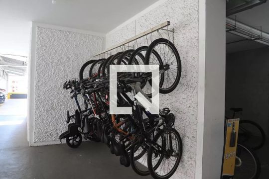 Bicicletário de apartamento à venda com 2 quartos, 97m² em Vila Clementino, São Paulo
