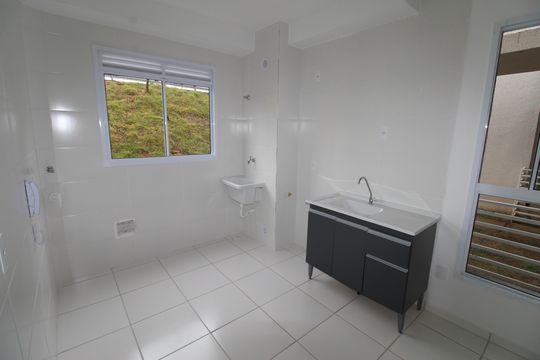 Cozinha de apartamento para alugar com 2 quartos, 45m² em Jardim Sao Jose, São José dos Campos