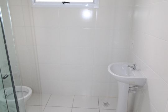 Banheiro de apartamento para alugar com 2 quartos, 45m² em Jardim Sao Jose, São José dos Campos