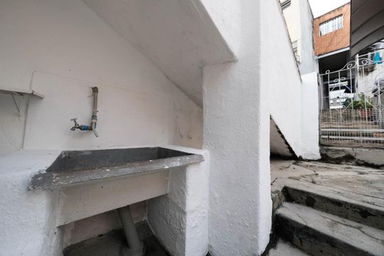Área externa de casa para alugar com 1 quarto, 50m² em Vila Feliz, São Paulo