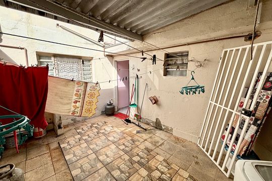 Área externa de casa para alugar com 3 quartos, 100m² em Vila Dalila, São Paulo