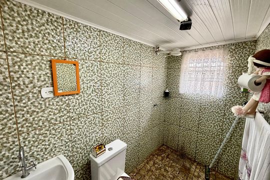 Banheiro  de casa para alugar com 1 quarto, 24m² em Vila Dalila, São Paulo