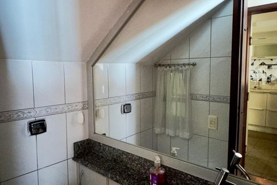 Lavabo de casa à venda com 4 quartos, 400m² em Boqueirão, Curitiba