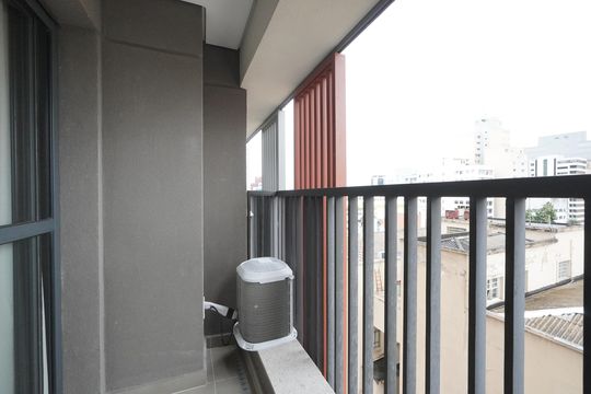 Varanda de kitnet/studio para alugar com 1 quarto, 20m² em Liberdade, São Paulo