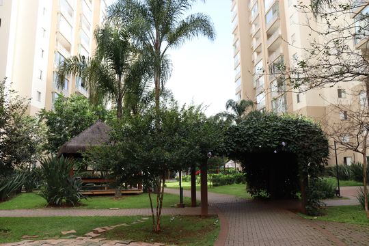 Área comum de apartamento à venda com 2 quartos, 69m² em Jardim Tupanci, Barueri
